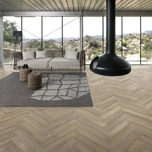 Инженерная доска Kahrs Herringbone Английская Елка Дуб CC Винтаж белое масло