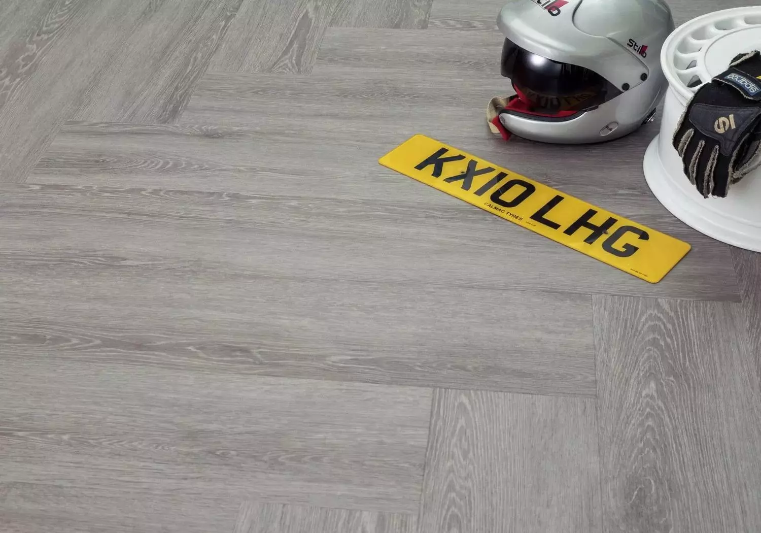 Кварцвиниловая плитка замковая Fine Floor Gear FF-1811 Дуб Лосаль
