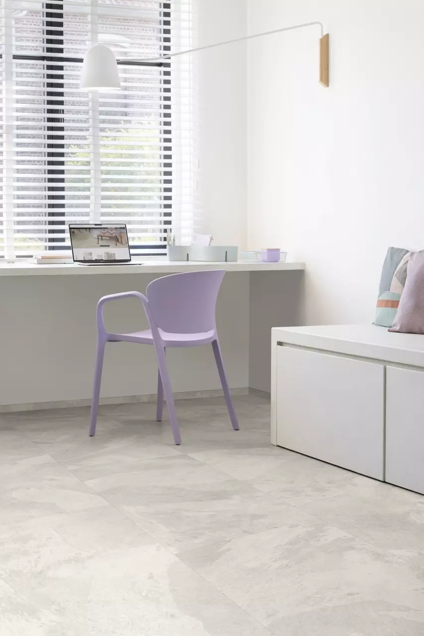 LVT-плитка Moduleo клеевая Roots 0.55 EIR Mustang Slate 70177CD