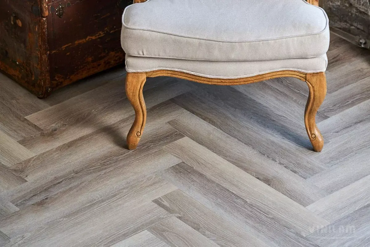 LVT-плитка Vinilam клеевая Parquet Herringbone Glue 2,5 мм арт.GD11122 Паркет Эрмитаж 