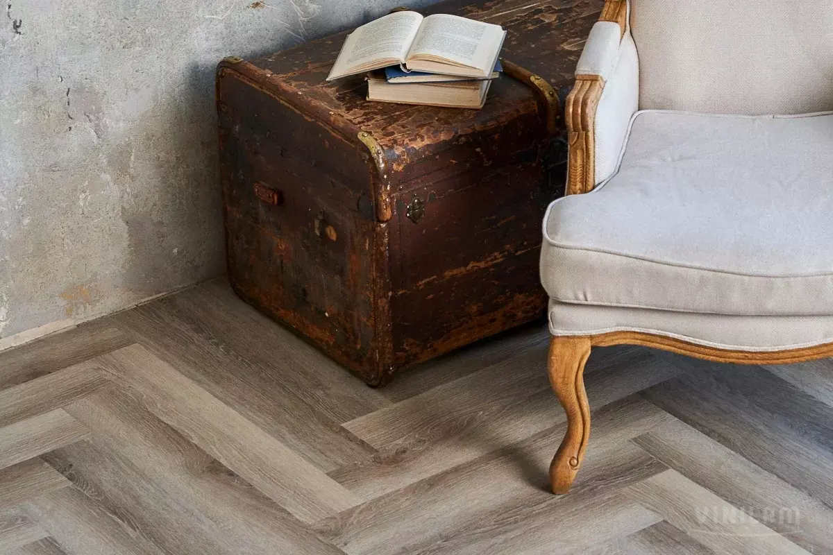 LVT-плитка Vinilam клеевая Parquet Herringbone Glue 2,5 мм арт.GD11122 Паркет Эрмитаж 