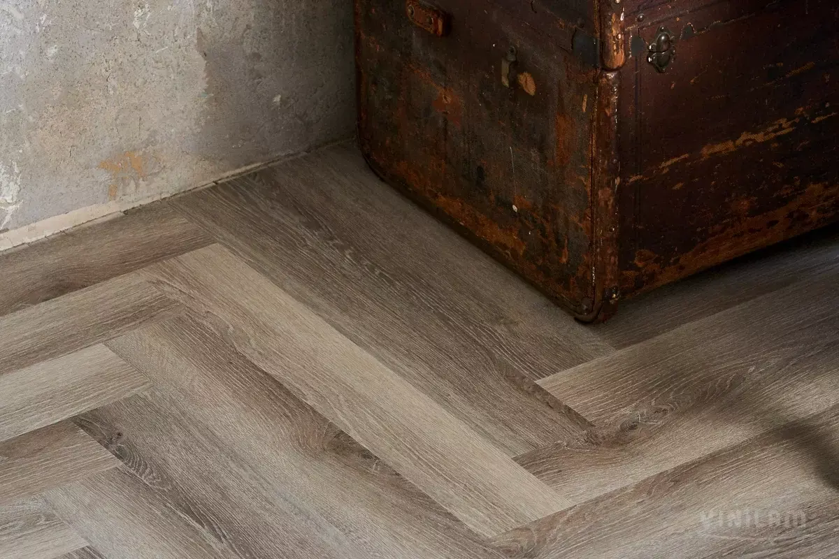 LVT-плитка Vinilam клеевая Parquet Herringbone Glue 2,5 мм арт.GD11122 Паркет Эрмитаж 