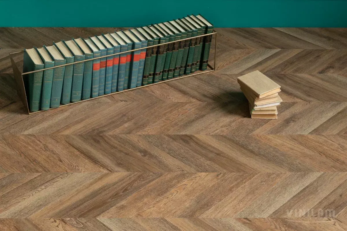 LVT-плитка Vinilam замковая Chevron 8,5 мм арт.RI153610CL4 Шеврон Нормандия 