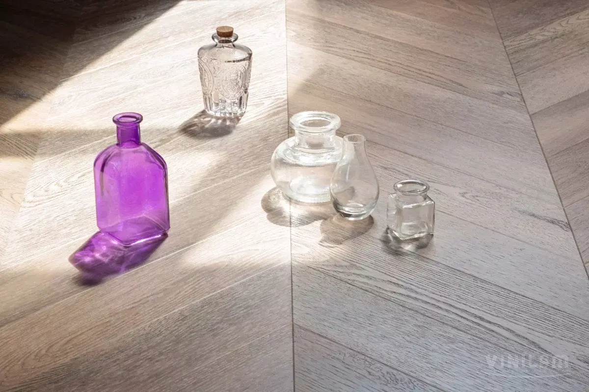 LVT-плитка Vinilam замковая Chevron 8,5 мм арт.RI153616CL4 Шеврон Шампань 