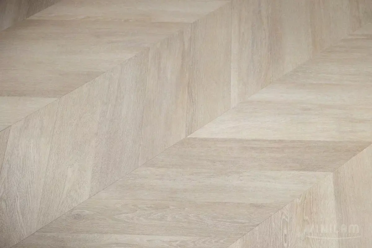 LVT-плитка Vinilam замковая Chevron 8,5 мм арт.RI4445118CL4 Шеврон Сезар 