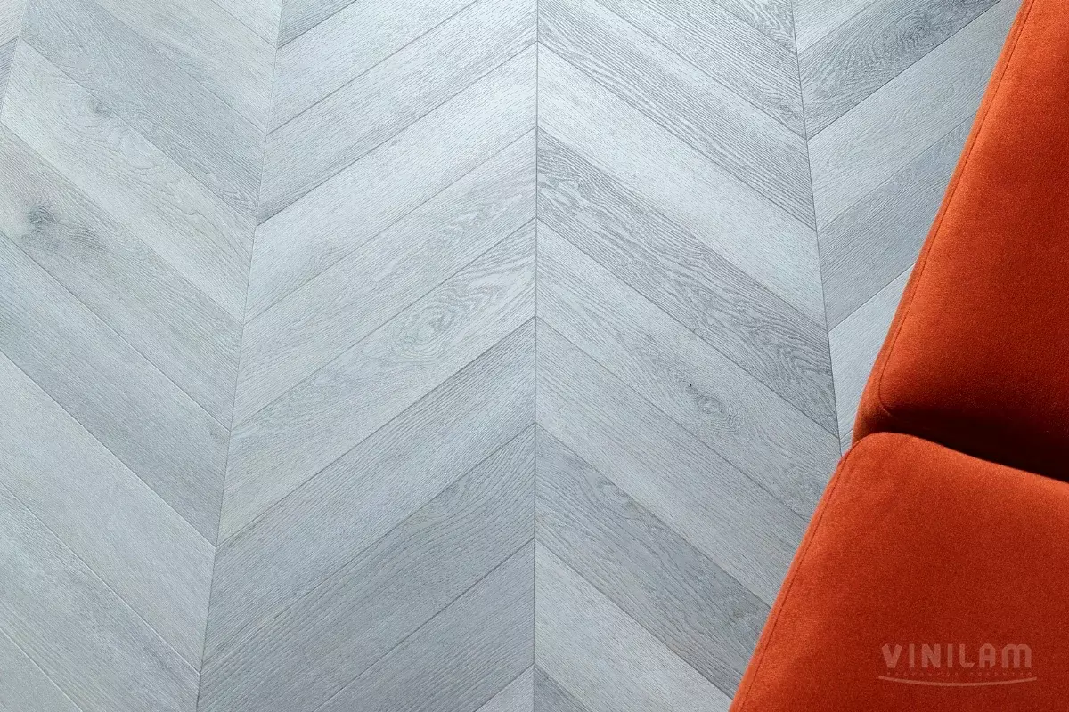 LVT-плитка Vinilam замковая Chevron 8,5 мм арт.RI444515CL4 Шеврон Легран 