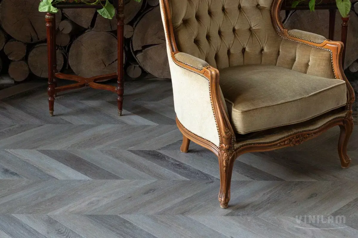 LVT-плитка Vinilam замковая Chevron 8,5 мм арт.RI444515CL4 Шеврон Легран 