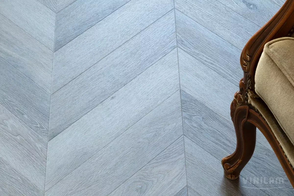 LVT-плитка Vinilam замковая Chevron 8,5 мм арт.RI444515CL4 Шеврон Легран 
