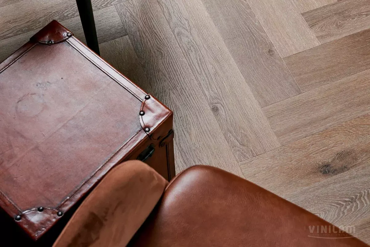 LVT-плитка Vinilam замковая  Parquet Herringbone 6,5 мм арт.IS11199 Паркет Венецианский 